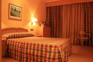 Hotel Oriente - Teruel+Bilhete Dinópolis