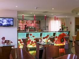 Hotel Ibis Madrid Alcorcon Tresaguas+Bilhete Zoo Aquarium de Madrid 1 dia