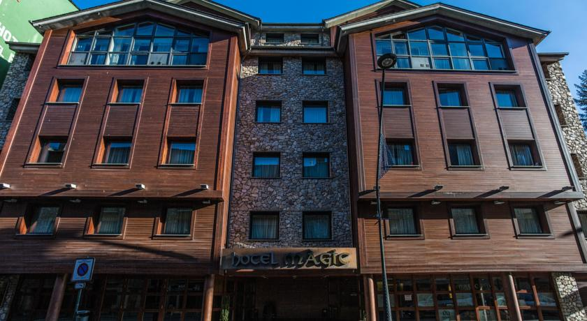 Magic La Massana+Entrada Única Naturlandia + Parque de Animales 1 día