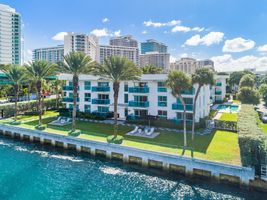 Quarzo Boutique Hotel Bal Harbor