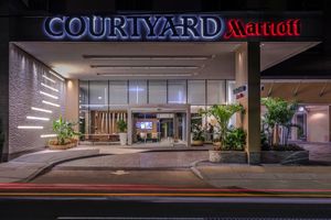 Courtyard by Marriott Bethesda/Chevy Chase