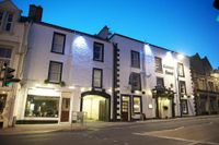 The County Hotel - Self Check-In, Ultra Fast WI-FI, Free Parking, Central Location