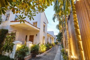 Talay Hotel & Villa