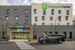 Holiday Inn Express Marne La Vallee Val D Europe, an IHG Hotel