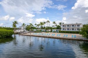 Fisher Inn Resort & Marina