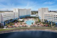 Universal's Endless Summer - Surfside Inn & Suites+Entradas Disney World Base ticket