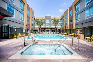 Home2 Suites by Hilton Carlsbad