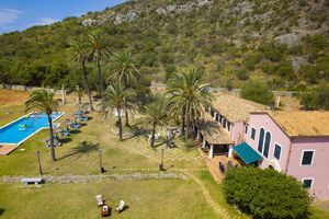 Puerto Pollensa Villas and Apartments