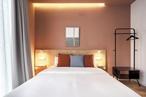 Olala Vallecas Mini Hotel