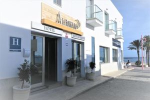 Hotel Alboran