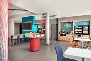 Avid Hotels Melbourne Viera by IHG