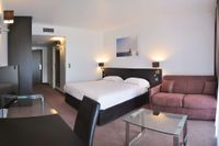 Golden Tulip Pornic Suites+Billet à Planète Sauvage - 1 Jour