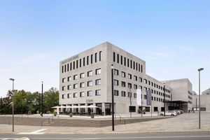 Vienna House by Wyndham Ernst Leitz Wetzlar