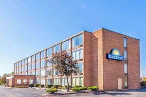 Days Inn by Wyndham Syracuse