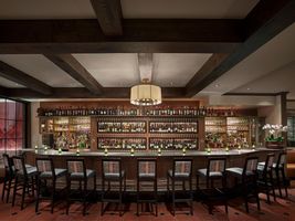 Penn's View Hotel