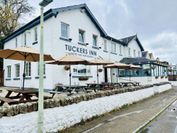 Tuckers Inn