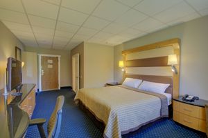 Village Inn Annapolis MD