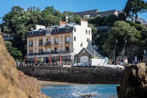 Hotel de la Vallee