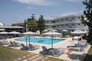 Lagonas Beach Hotel