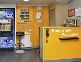 hotelF1 Evreux Sud