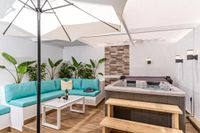 City and Sand Suites