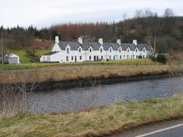 Crinan Canal Cottage