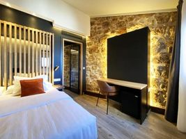 Pou by Seaward Suites