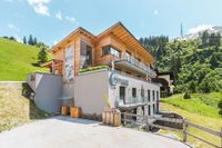 Mondschein Hotel and Chalet