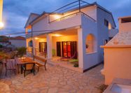 Apartment Bo&Dy with Private Pool