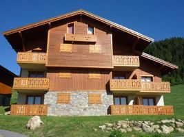 Magnifique T3 avec terrasse et garage à Villard-sur-Doron - FR-1-293-254