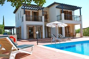 2 bedroom Villa Oleander with private pool and garden, Aphrodite Hills Resort