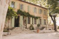 Auberge de la Treille - Chambres d'Hôtes+Billet au Parc Spirou Provence - 1 Jour